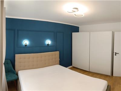 Apartament 3 camere modern, boxa si parcare! Zona Cetatii!