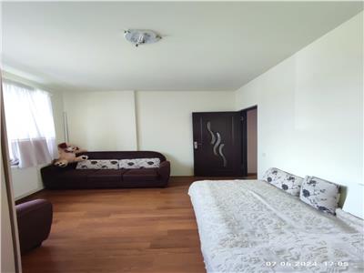 Apartament 3 camere langa Vivo!