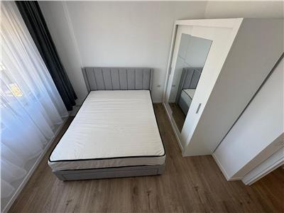 Apartament 2 camere bloc mic deasupra la Petrom Calea Baciului