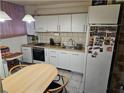 Apartament 2 camere decomandat in zona centrala!