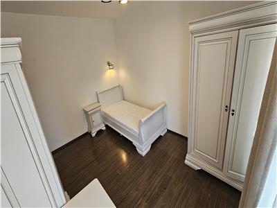 Apartament 4 camere 136mp,terasa, parcare Plopilor, Parcul Rozelor