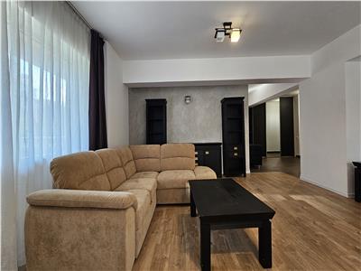 Apartament 4 camere 136mp,terasa, parcare Plopilor, Parcul Rozelor