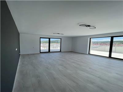 Penthouse 3 camere, terasa 110 mp, garaj! Zona Eroilor!