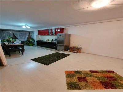 Apartament 2 camere spatios, parcare! Zona Florilor!