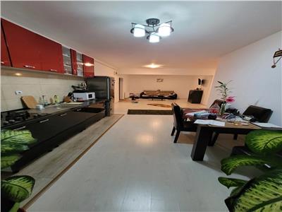 Apartament 2 camere spatios, parcare! Zona Florilor!