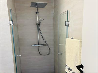 Apartament 2 camere modern, terasa, lift, garaj! Zona Sub Cetate!