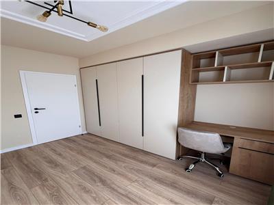 Apartament 3 camere ultrafinisat in zona Terra!