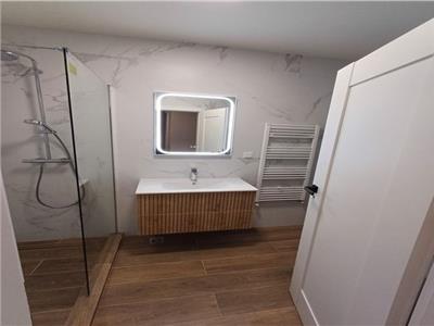 Apartament MODERN 60mp,terasa,parcare, LIDL Frunzisului