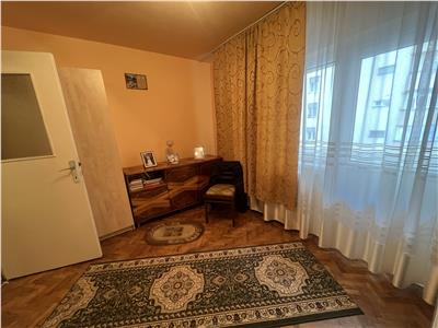 Apartament 3 camere zona Ciocarliei  vizavi de Piata Marasti