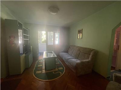 Apartament de vanzare 3 camere si garaj in Manastur!