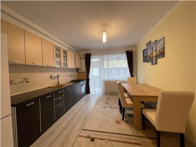 Apartament de vanzare 3 camere, 2 bai si 2 balcoane in zona Sesul de Sus!