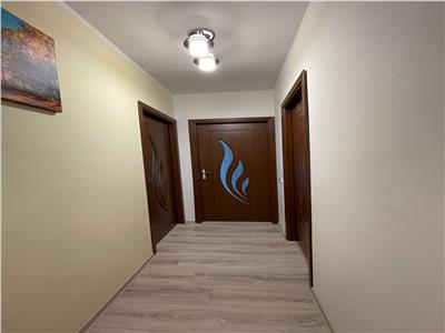 Apartament de vanzare 3 camere, 2 bai si 2 balcoane in zona Sesul de Sus!