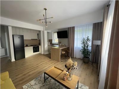 Apartament 3 camere modern, etaj 1, parcare! Zona Teilor!