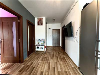 Apartament cu 3 camere la cheie in zona Stejarului!