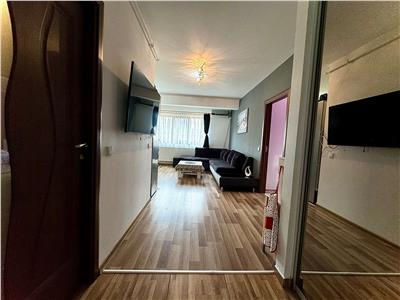 Apartament cu 3 camere la cheie in zona Stejarului!