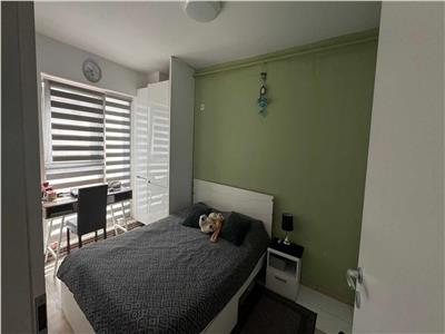 Apartament 3 camere modern, etaj 1 si parcare! Zona centrala!