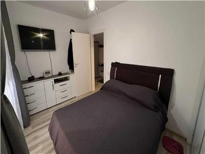 Apartament 3 camere modern, etaj 1 si parcare! Zona centrala!