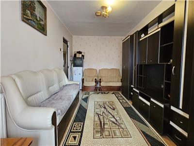 Apartament 2 camere  aproape de Iulius Mall si facultati cu parcare