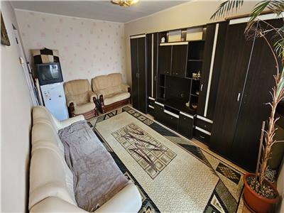 Apartament 2 camere  aproape de Iulius Mall si facultati cu parcare