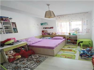 Apartament 3 camere, optional boxa si garaj! Zona Sub Cetate!