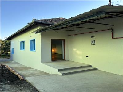 Casa 2 camere 80mp, gradina Dambul Rotund