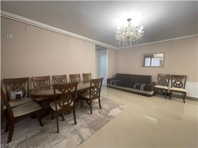 Apartament de vanzare 3 camere si paracare zona Dumitru Mocanu!