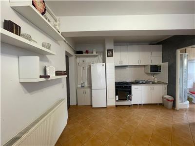 Apartament de vanzare 2 camere zona Eroilor!