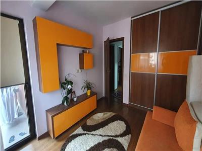 Apartament 3 camere la cheie, etaj 1 si parcare! Zona Stejarului!