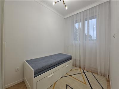 Apartament 3 camere 60mp,balcon,garaj, Plopilor, zona Platinia Ursus