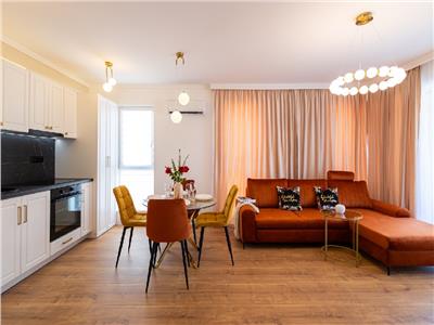 Apartament 3 camere LUX in zona centrala!