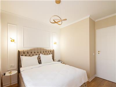 Apartament 3 camere LUX in zona centrala!