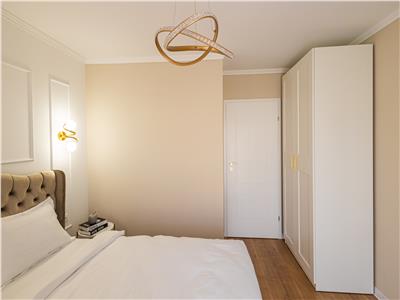 Apartament 3 camere LUX in zona centrala!