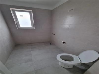 Apartament 3 camere FINISAT, parcare! Zona Teilor!