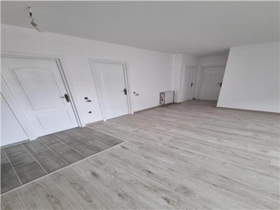 Apartament 3 camere FINISAT, parcare! Zona Teilor!