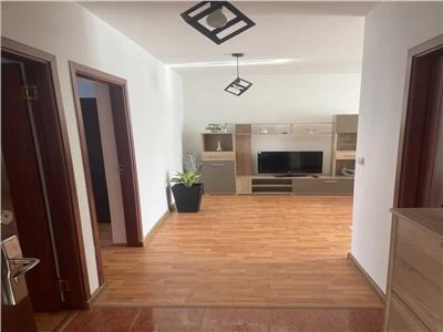 Apartament 3 camere, parcare! Zona Sub Cetate!