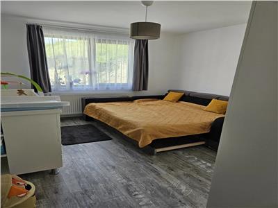 Apartament 3 camere modern, parcare! Zona Stejarului!