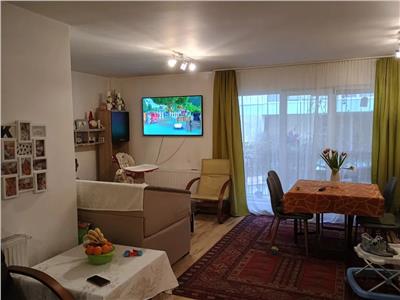 Apartament 3 camere, garaj si boxa! Zona centrala!