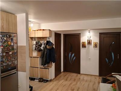 Apartament 3 camere, garaj si boxa! Zona centrala!