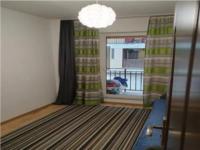 Apartament 3 camere, garaj si boxa! Zona centrala!