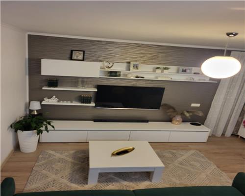 Apartament 2 camere, etaj 1, parcare! Zona centrala!