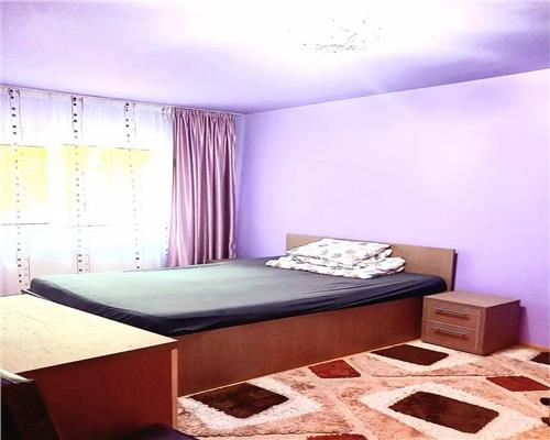 Apartament 2 camere decomandat, parcare! Zona Florilor!