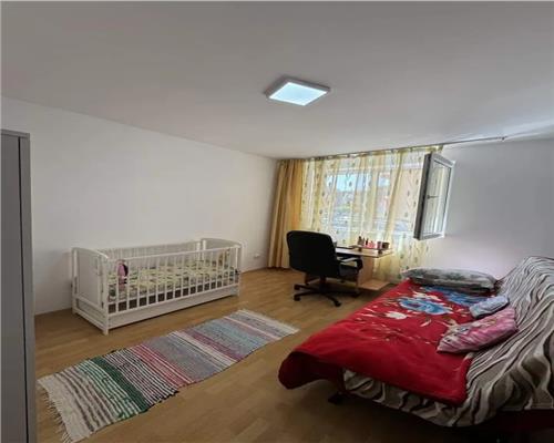 Apartament 2 camere si parcare in zona Eroilor!