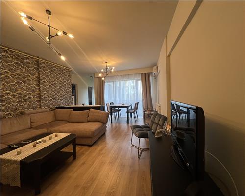 Apartament 3 camere zona Centru