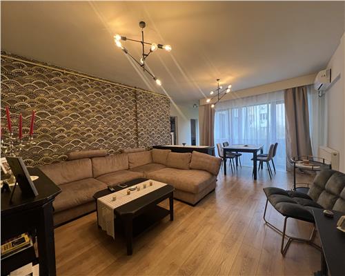 Apartament 3 camere zona Centru