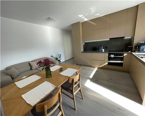 Apartament 3 camere modern in zona BMW!