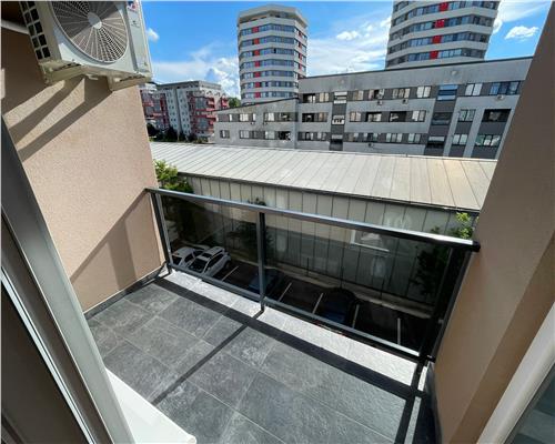 Apartament 3 camere modern in zona BMW!