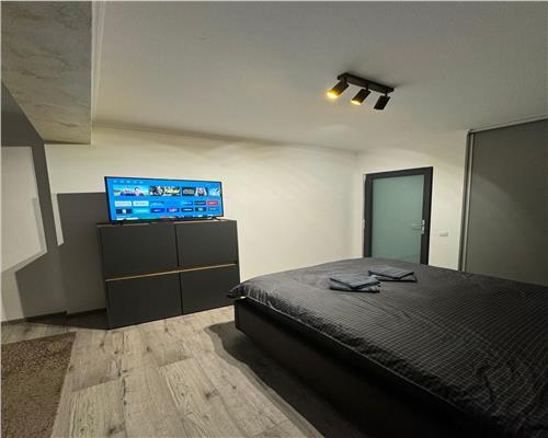 Apartament 2 camere si terasa in zona Metro!