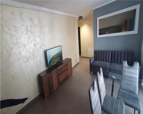 Apartament 2 camere si terasa in zona Metro!