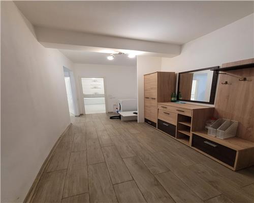 Apartament 2 camere decomandat, GRADINA! Zona Vivo!