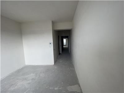 Apartament cu panorama pe 2 niveluri cu  scara interioara 115 mp si terasa  de 25mp